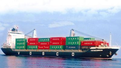Người mua đẩy mạnh đầu tư tàu container khi giá tàu cũ đang sụt giảm mạnh