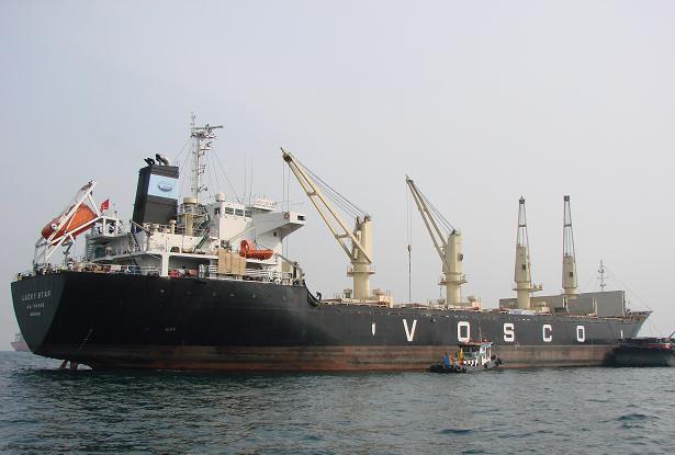 VOSCO bàn giao thành công tàu dầu sản phẩm Đại Việt
